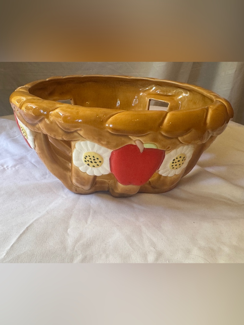 1980s Ceramic Bread/Fruit Basket with Red Apple and Daisy Motif
